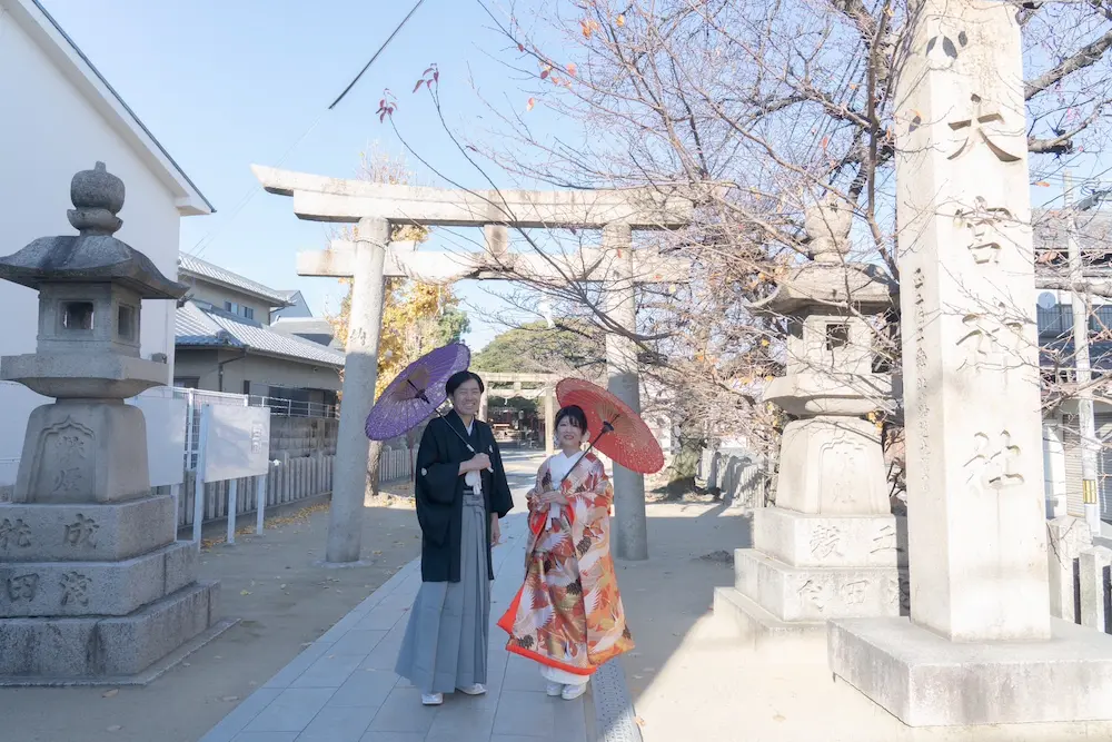 白無垢着付けとヘアメイクのJolie万梨恵、大阪市内神社での撮影